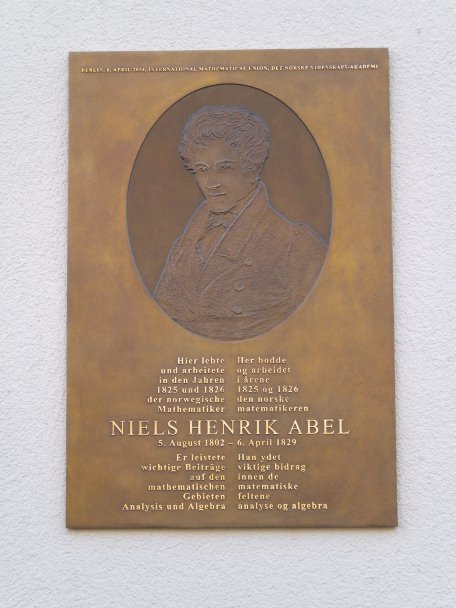 Gedenktafel fuer N. H. Abel /
Plaque for N. H. Abel