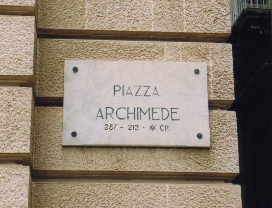 Strassenschild / Street sign 
Piazza Archimede