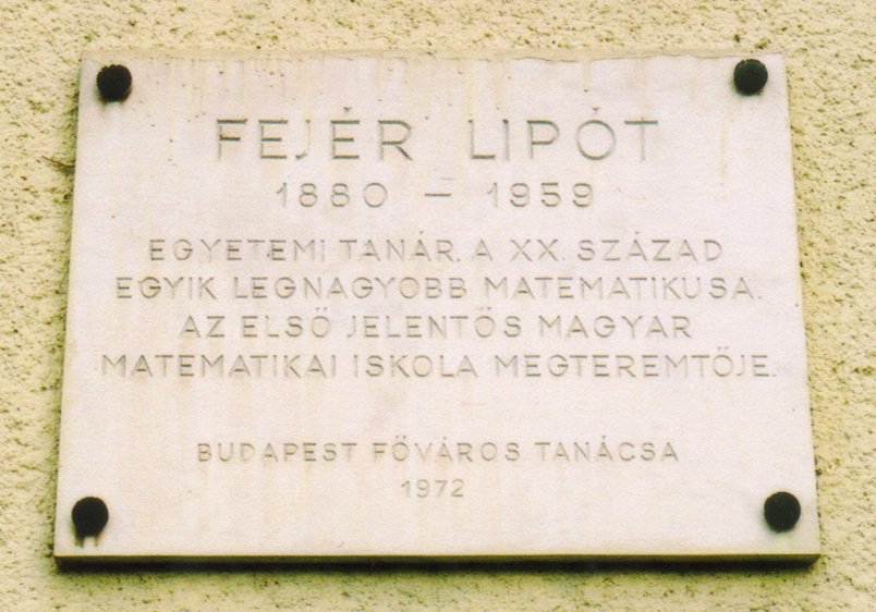 Gedenktafel fuer L. Fejer /
Commemorative plaque for L. Fejer