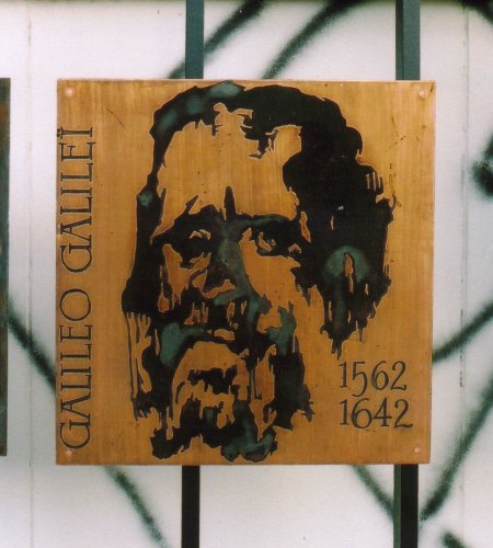 Tafel zu G. Galilei /
Plaque for G. Galilei