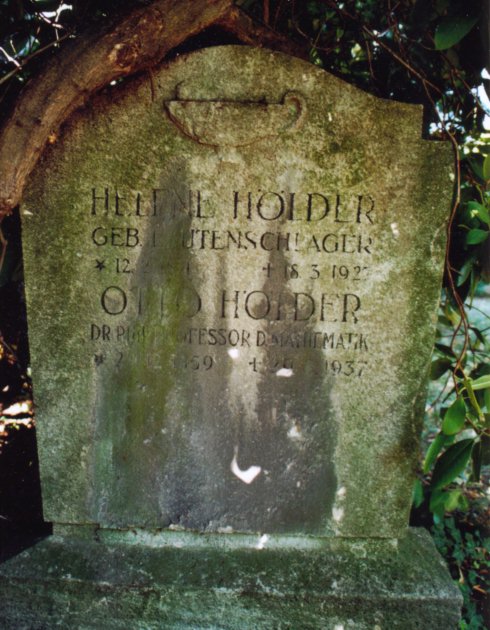 Grab von L. O. Hölder /
Grave of L. O. Hölder
