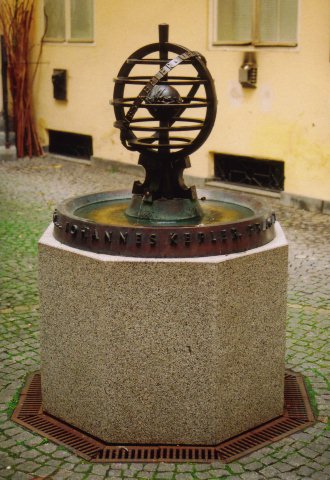 Keplerbrunnen /
Well honouring J. Kepler