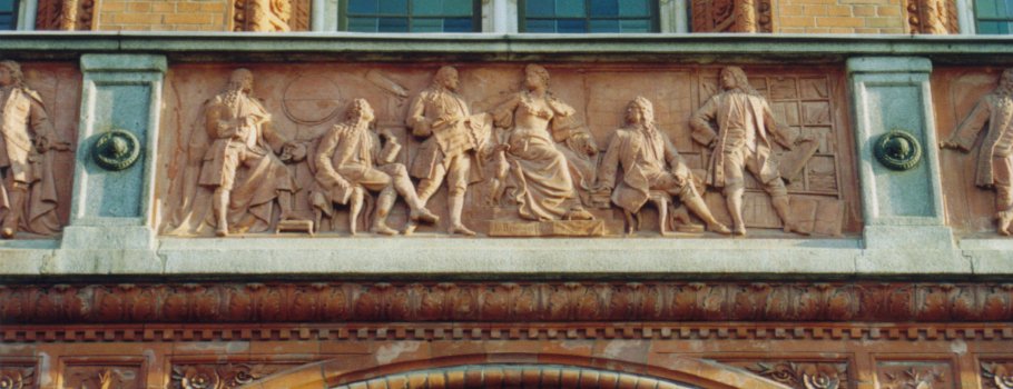 Part of the frieze at the main hall of Berlin, showing the ceremony, where G. W. Leibniz got the order from the queen Sophie Charlotte for founding the Berlin academy of science