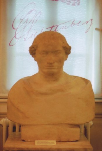 Bueste zu G. C. Lichtenberg /
Bust of G. C. Lichtenberg