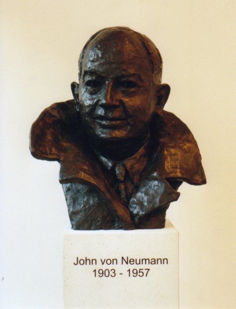 Bueste von John von Neumann /
bust of John von Neumann