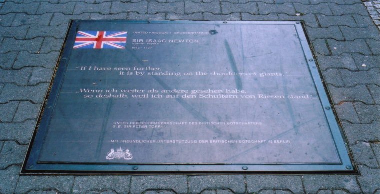 Tafel mit einem Zitat von I. Newton /
plaque with a citation of I. Newton