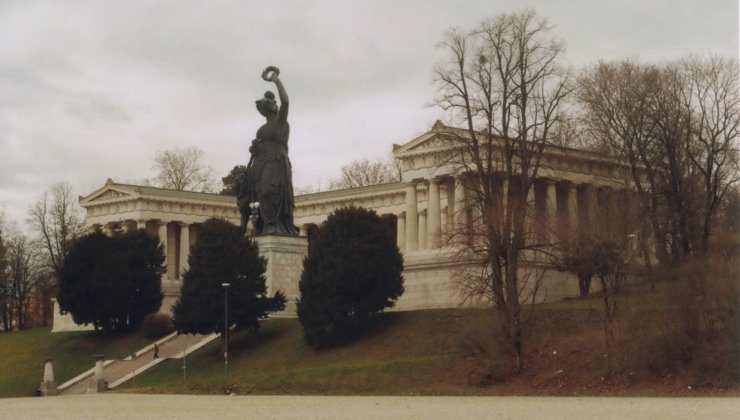 Ruhmeshalle, Gesamtansicht /
Hall of Fame, total view