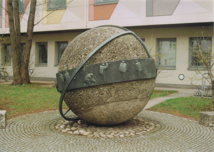 Denkmal fuer J. G. v. Soldner / 
Monument for J. G. v. Soldner