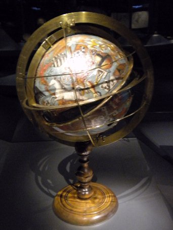 Heraldischer Globus von E. Weigel /
Heraldic globe by E. Weigel